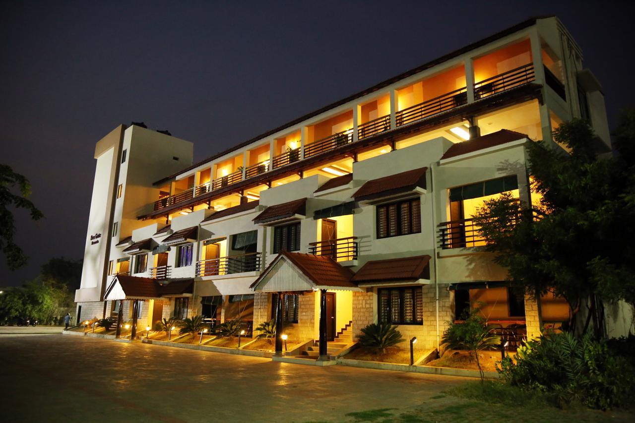 Seagate Church View Resorts Velánganni Kültér fotó